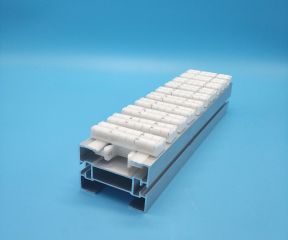 83柔性滚珠链板 